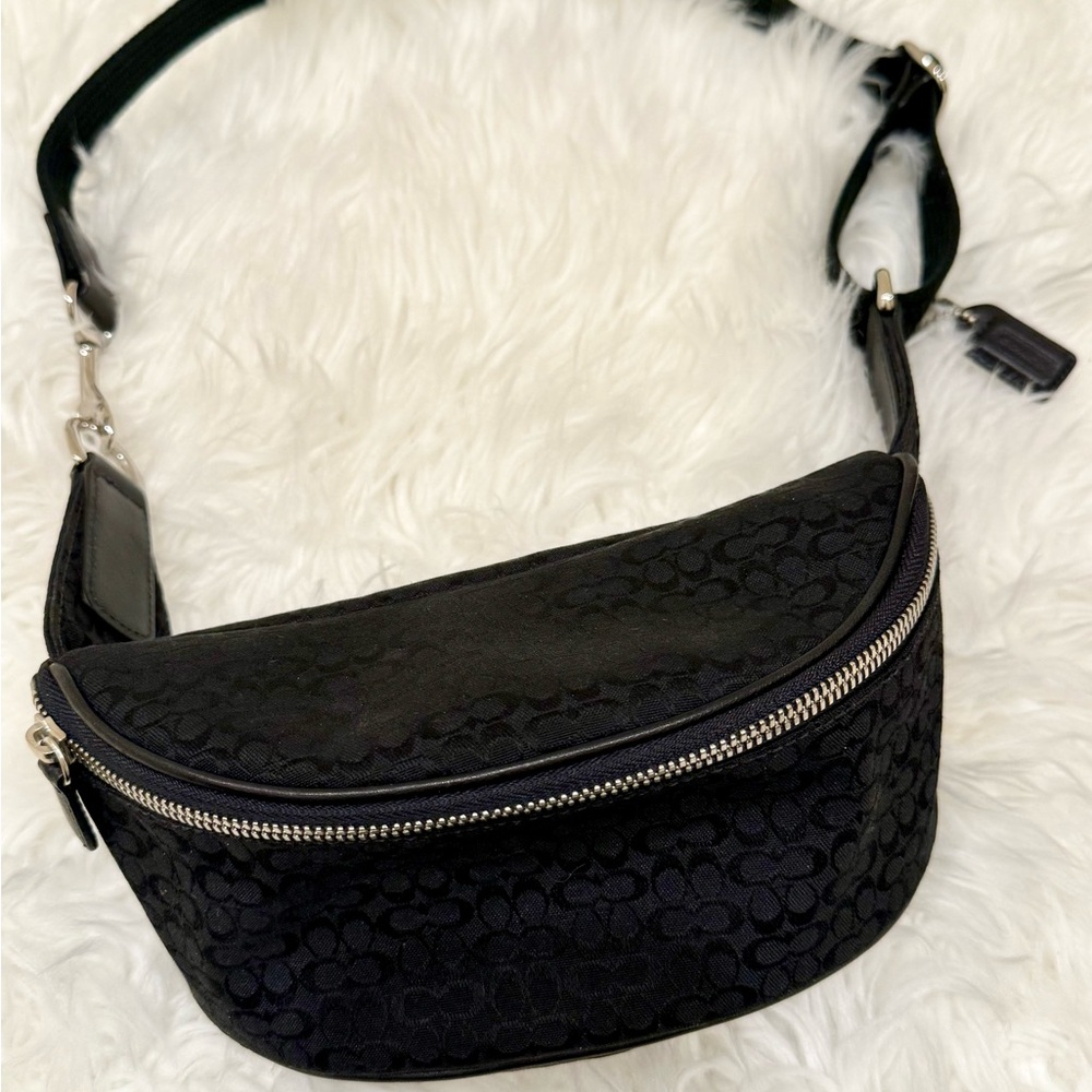 Vintage Coach Black Fanny Pack with Adjustable Strap